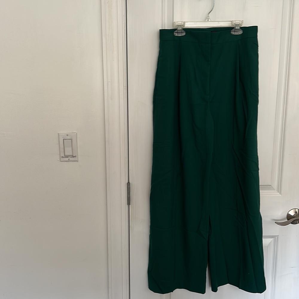 Zara Green Trouser Pants: Size M, straight leg, High waisted